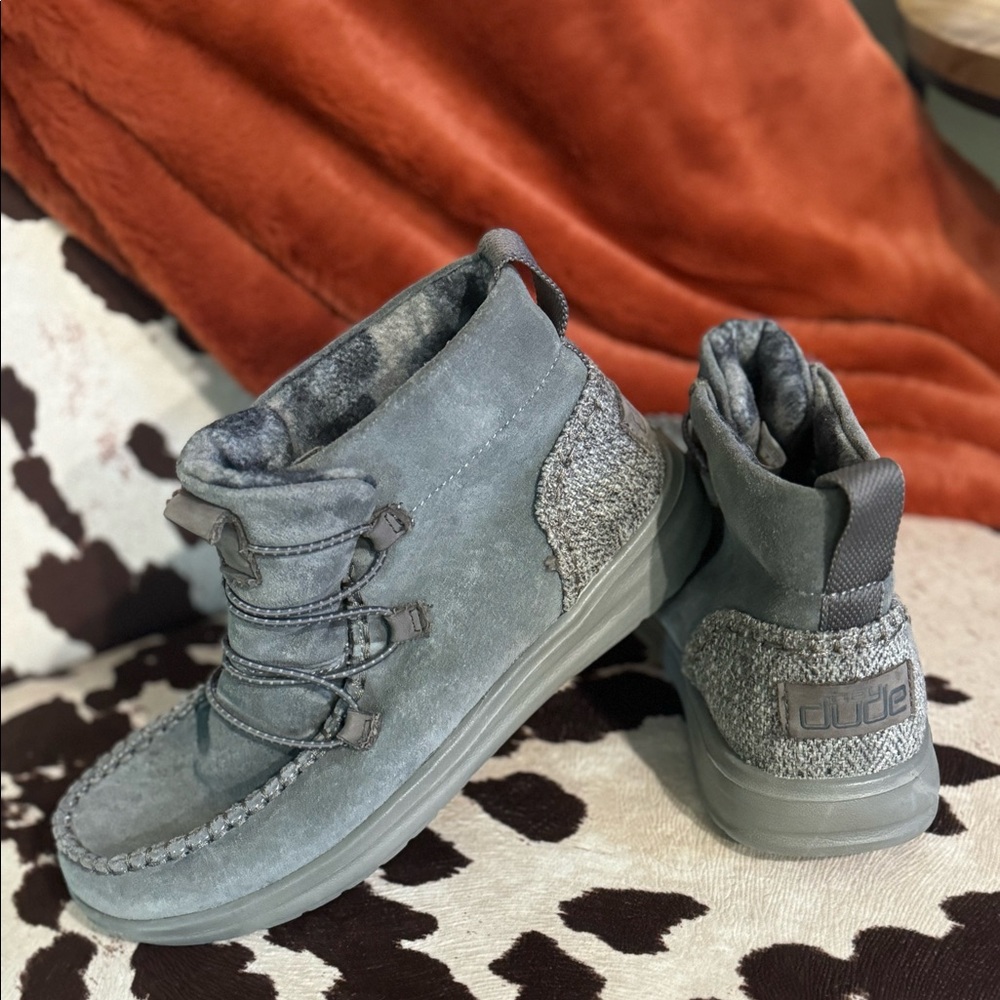 HEY DUDE women’s shoes